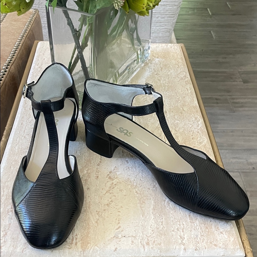 SAS Black T-Strap Mid Heel Pumps